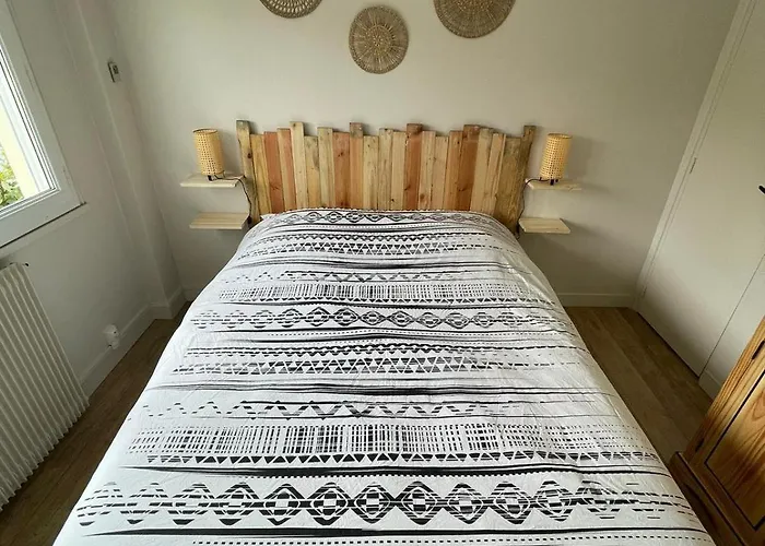 A 100m De La لوك-سور-مير